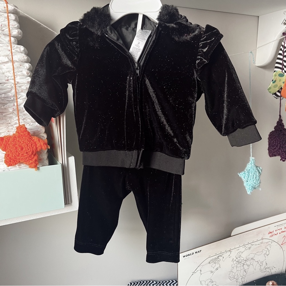 black and sparkle hoodie and pants baby set 🖤✨🌈